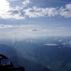 Flugwegposition um 15:54:40: Aufgenommen in der Nähe von Gemeinde Obertilliach, 9942 Obertilliach, Österreich in 3267 Meter